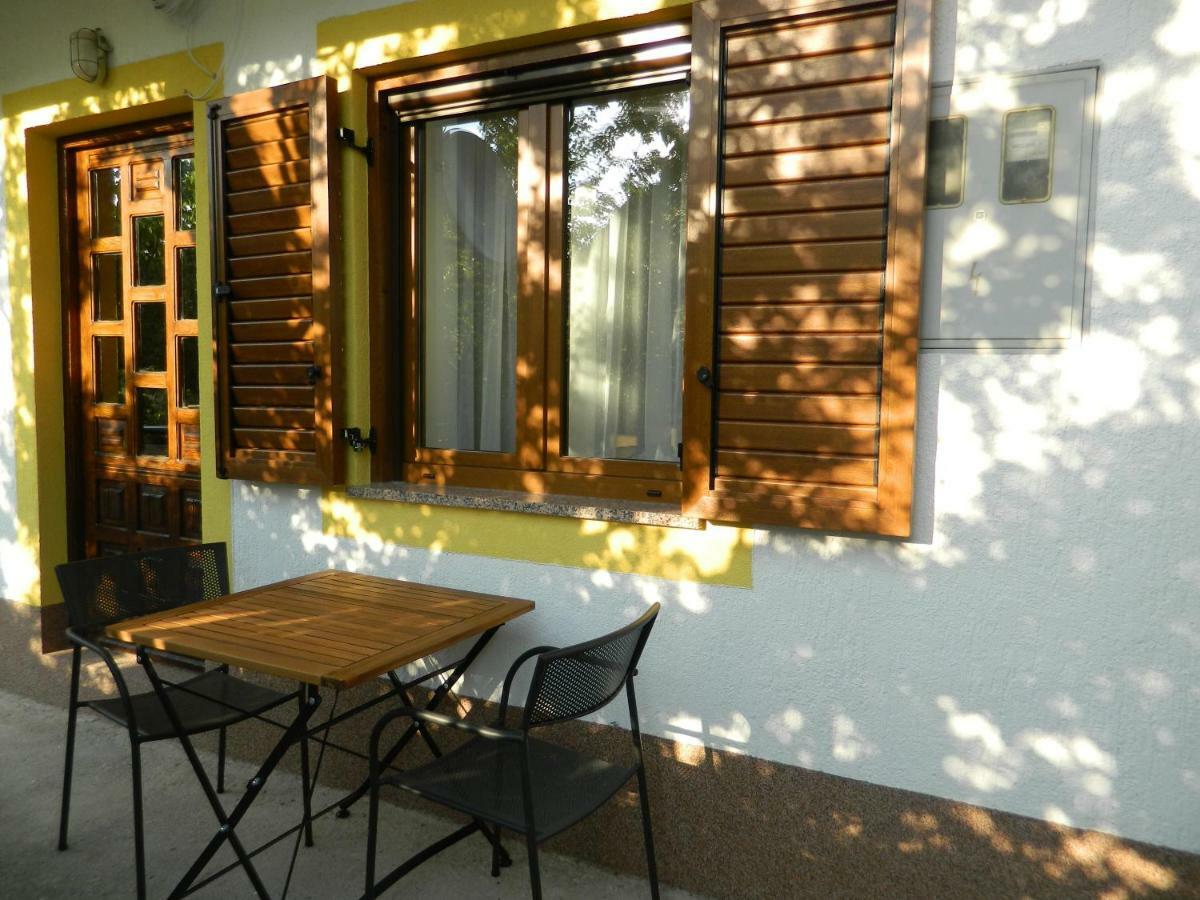 Apartments M&B Sveti Juraj Exterior photo